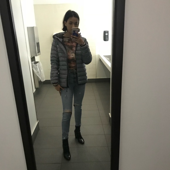 Meet your Posher, Sloane - Picture 2 of 2